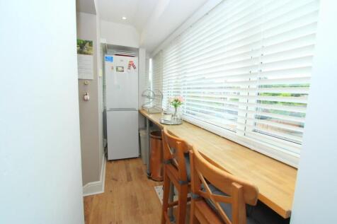 BreakfastArea.JPG