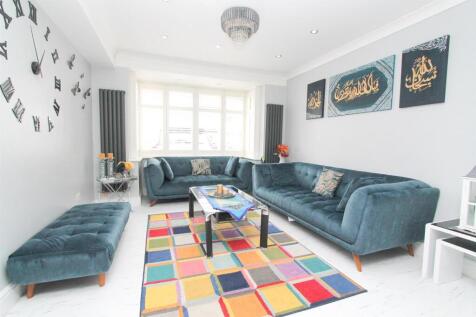 lounge a.jpg