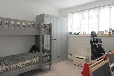 bed 4 1.jpg