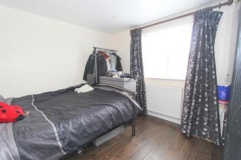 bed 4.jpg