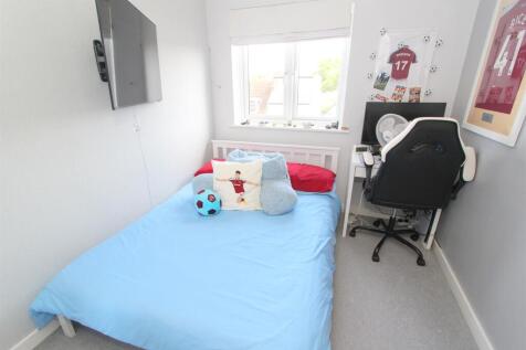 bed 3.jpg