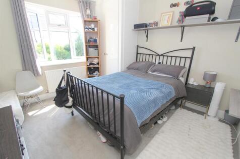 BED 3.jpg