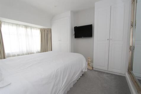 bed 2.JPG