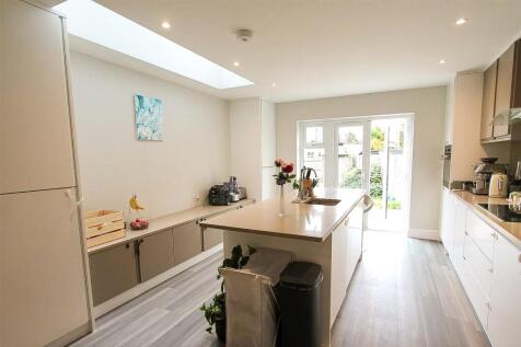 QOsup0Pp8Eq_6vzay5qEHg (1).jpg