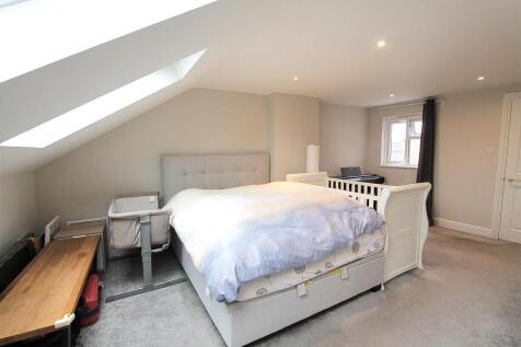 UTaGE5IHBkqHCgPUE24mfw (1).jpg