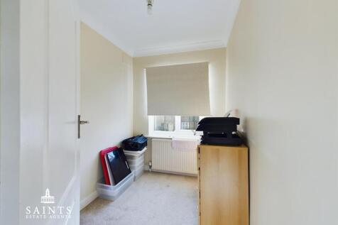CAM02819G0-PR0080-STILL007.jpg