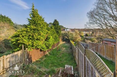 CAM02819G0-PR0092-STILL005.jpg