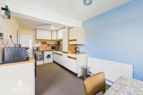 CAM02819G0-PR0093-STILL007.jpg
