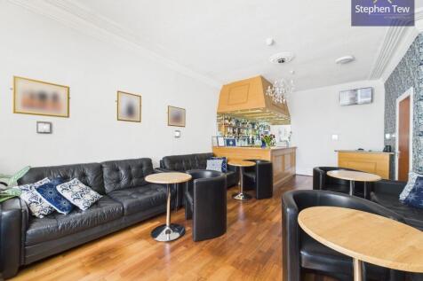 Lounge/ Living Room