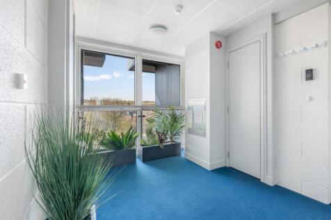 23 Mortimer Drive (2