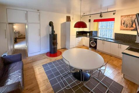 WhatsApp Image 2025-