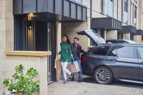 st crispin&#39;s court