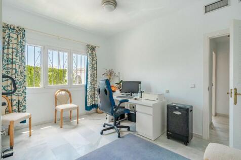 Property Image 37