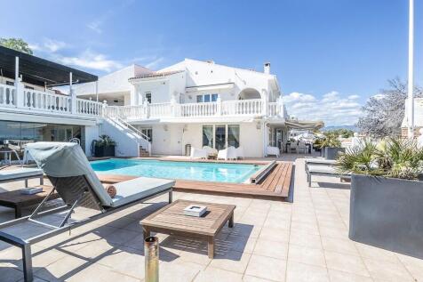 Property Image 38