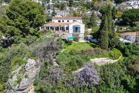 Property Image 4