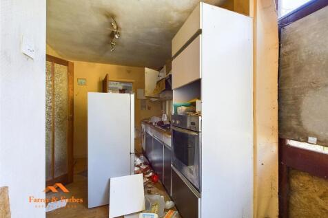 CAM03956G0-PR0077-STILL012.jpg