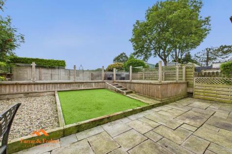 CAM03956G0-PR0133-STILL026.jpg