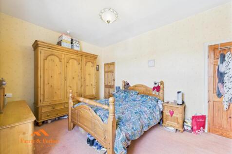 CAM03956G0-PR0140-STILL004.jpg