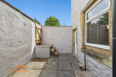 CAM03956G0-PR0146-STILL014.jpg