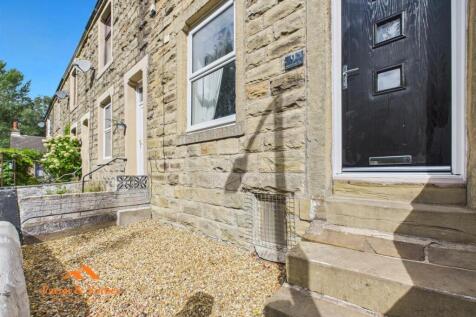 CAM03956G0-PR0146-STILL015.jpg