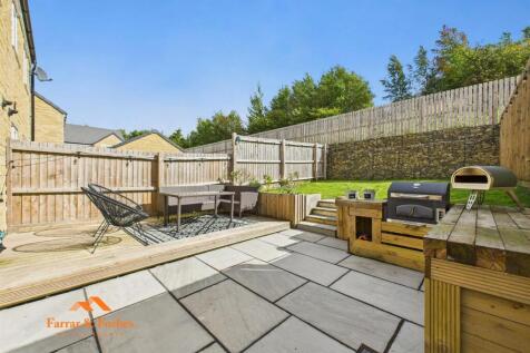 CAM03956G0-PR0147-STILL017.jpg