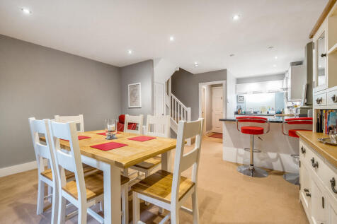 Open Plan Living/...