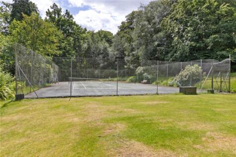 Communal Tennis