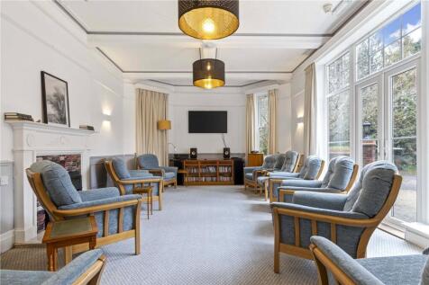 Communal Lounge