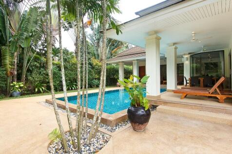 Pool deck 