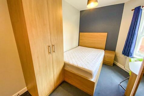 Double Bedroom 2