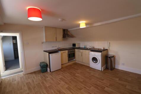 Lounge/Kitchen