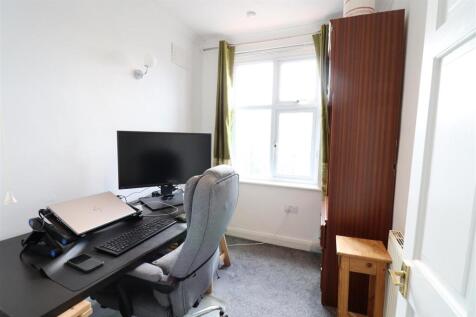 Office Space / Single Bedroom 2