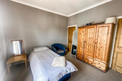 Double Bedroom 2