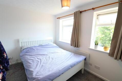 Double Bedroom 1