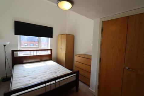 Double Bedroom 1