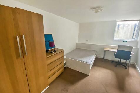 Double Bedroom 1