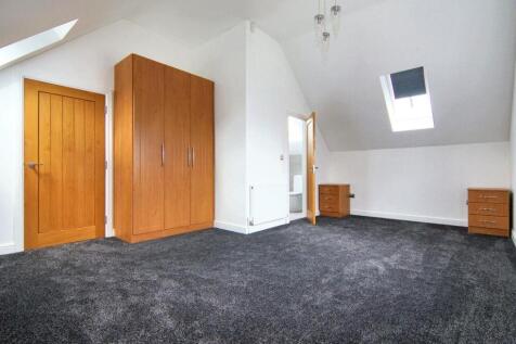Double Bedroom 1