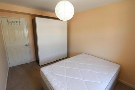 Double Bedroom 2