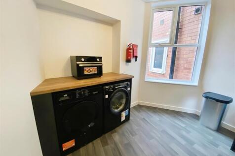 Communal Kitchen