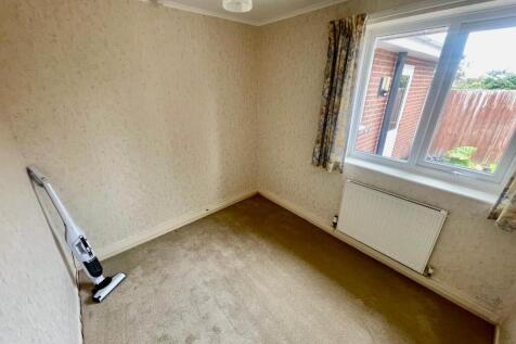 WhatsApp Image 2025-10-08 at 16.23.12 (15).jpeg