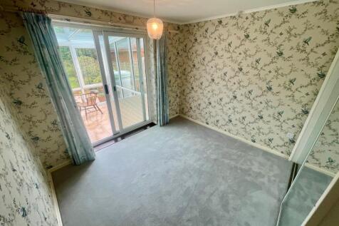 WhatsApp Image 2025-10-08 at 16.23.12 (17).jpeg