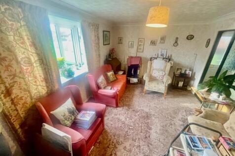 WhatsApp Image 2025-10-15 at 20.08.33_c4b8c874