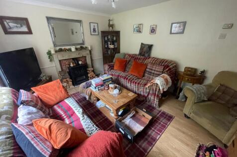 WhatsApp Image 2025-10-17 at 10.04.22.jpeg