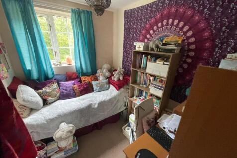 WhatsApp Image 2025-10-17 at 10.04.20 (2).jpeg