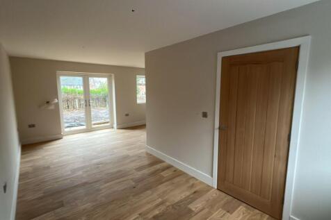 WhatsApp Image 2025-11-22 at 12.38.53_b00d550a