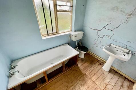 WhatsApp Image 2025-11-10 at 10.51.00_568b18d2