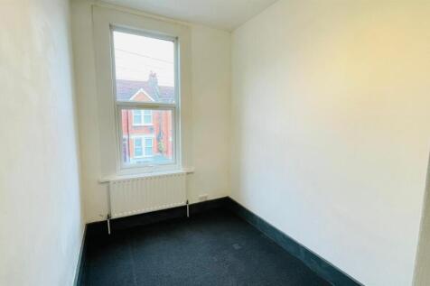 WhatsApp Image 2023-11-13 at 09.58.01_e8ee5151.jpg