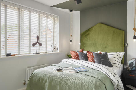 Bovis Kidderminster Crescent Aspen85380_Development_Hero_1280x853