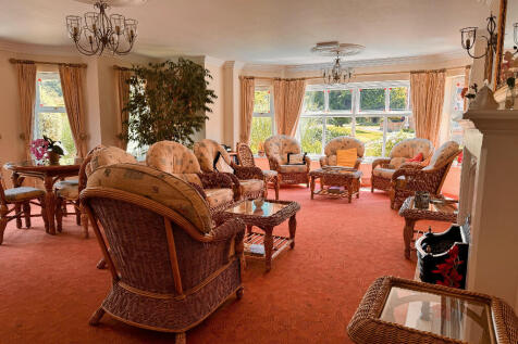 Communal Lounge