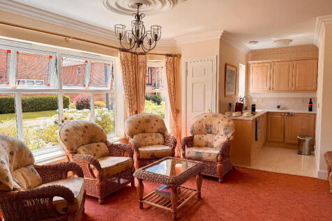 Communal Lounge